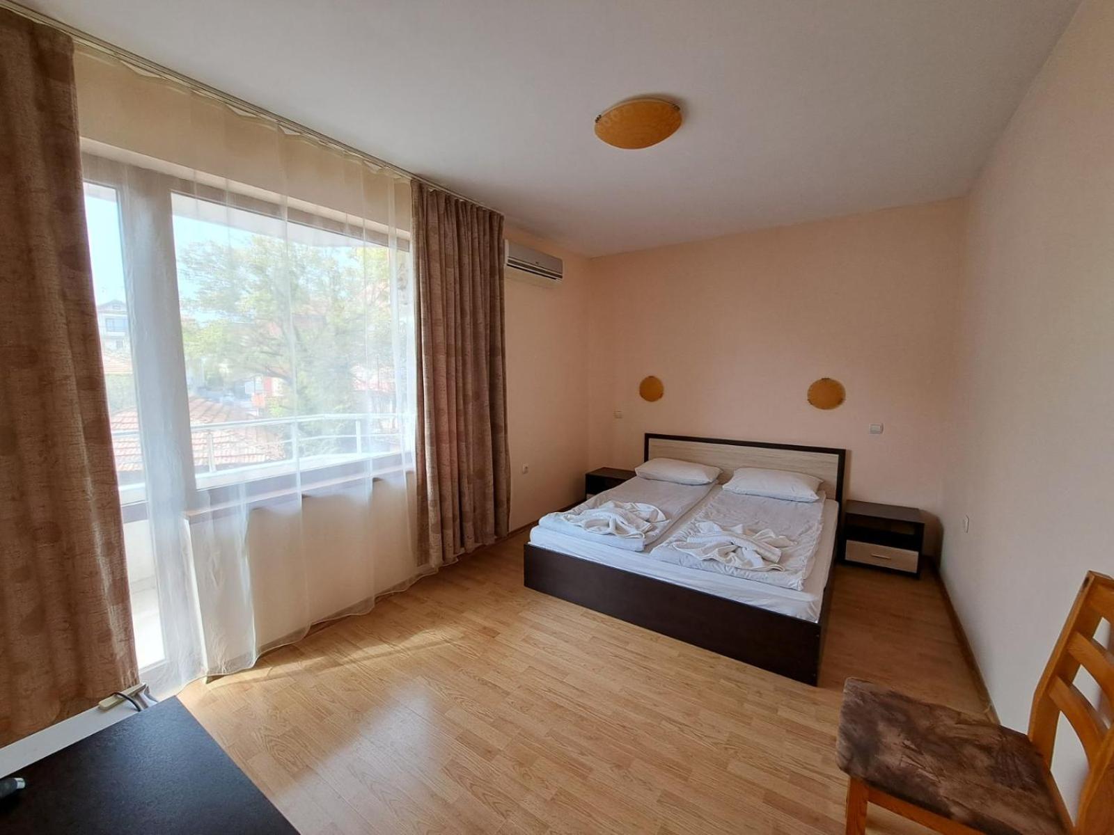 Guest House Lazur Obzor Rum bild